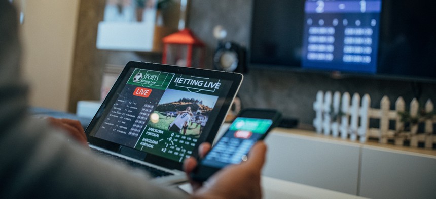 Explore the Exciting World of Online Gambling with spinbet99